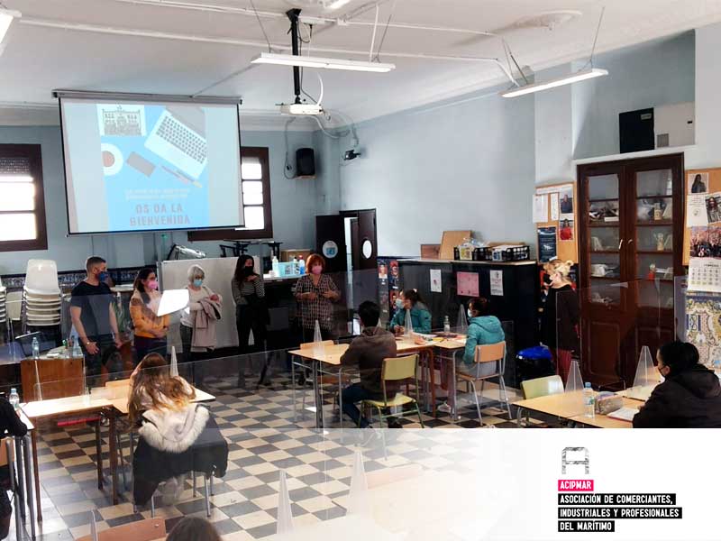 Comienza el proyecto de digitalización empresarial en el Colegio Santiago Apóstol con la colaboración de ACIPMAR 